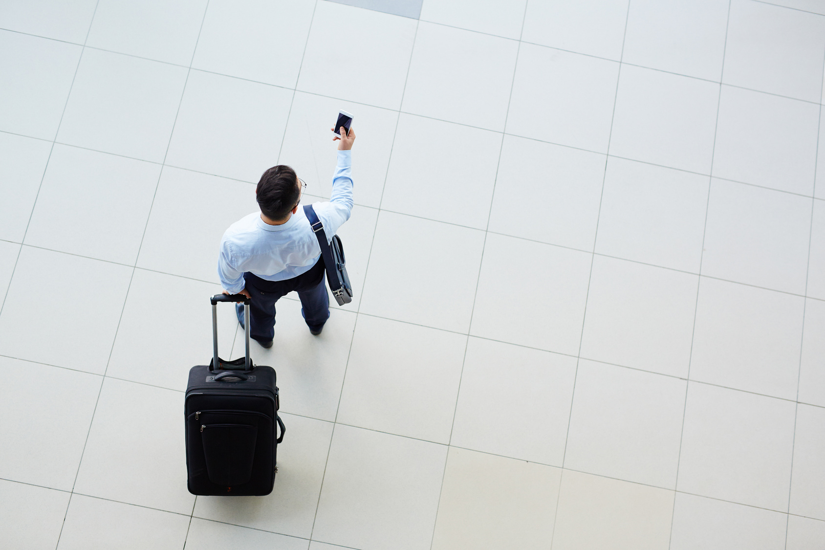 6 Tips for Making a Good Impression on Your Business Trip